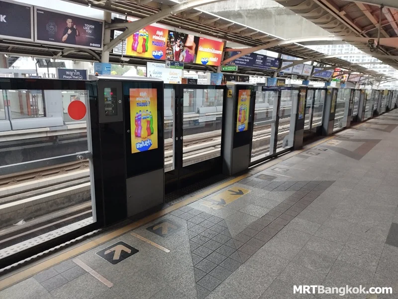 BTS Skytrain platform